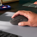Chuột Không Dây Logitech Signature M650 Graphite (910-006262) (Logi Bolt + Bluetooth, 4000 DPI, Silent)