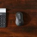 Chuột Không Dây Logitech Signature M650L Graphite (910-006247) (Logi Bolt + Bluetooth, 4000 DPI, Silent)