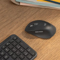 Chuột Không Dây Logitech Signature Comfort M840L Graphite (Bluetooth, 4000 DPI, Quiet Clicks, Pin AA)