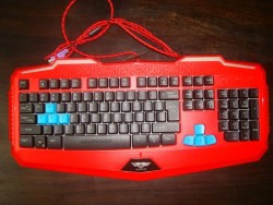 Keyboard Newmen KB808 gaming red black PS/2 (Led nền đổi 3 màu. Đen đỏ)