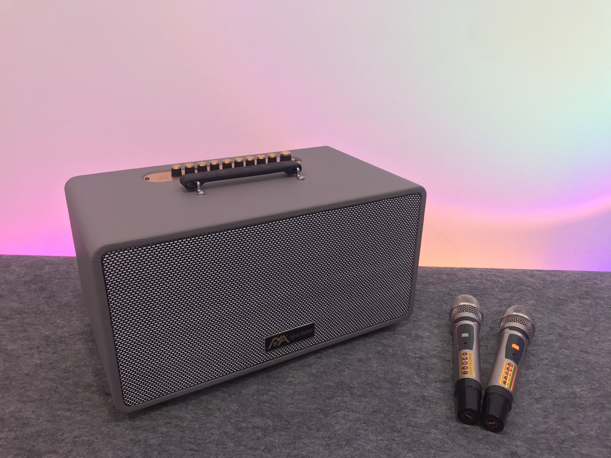 Loa Karaoke Di Động Xách Tay NOVA AUDIO NV-600 Ultra màu xám